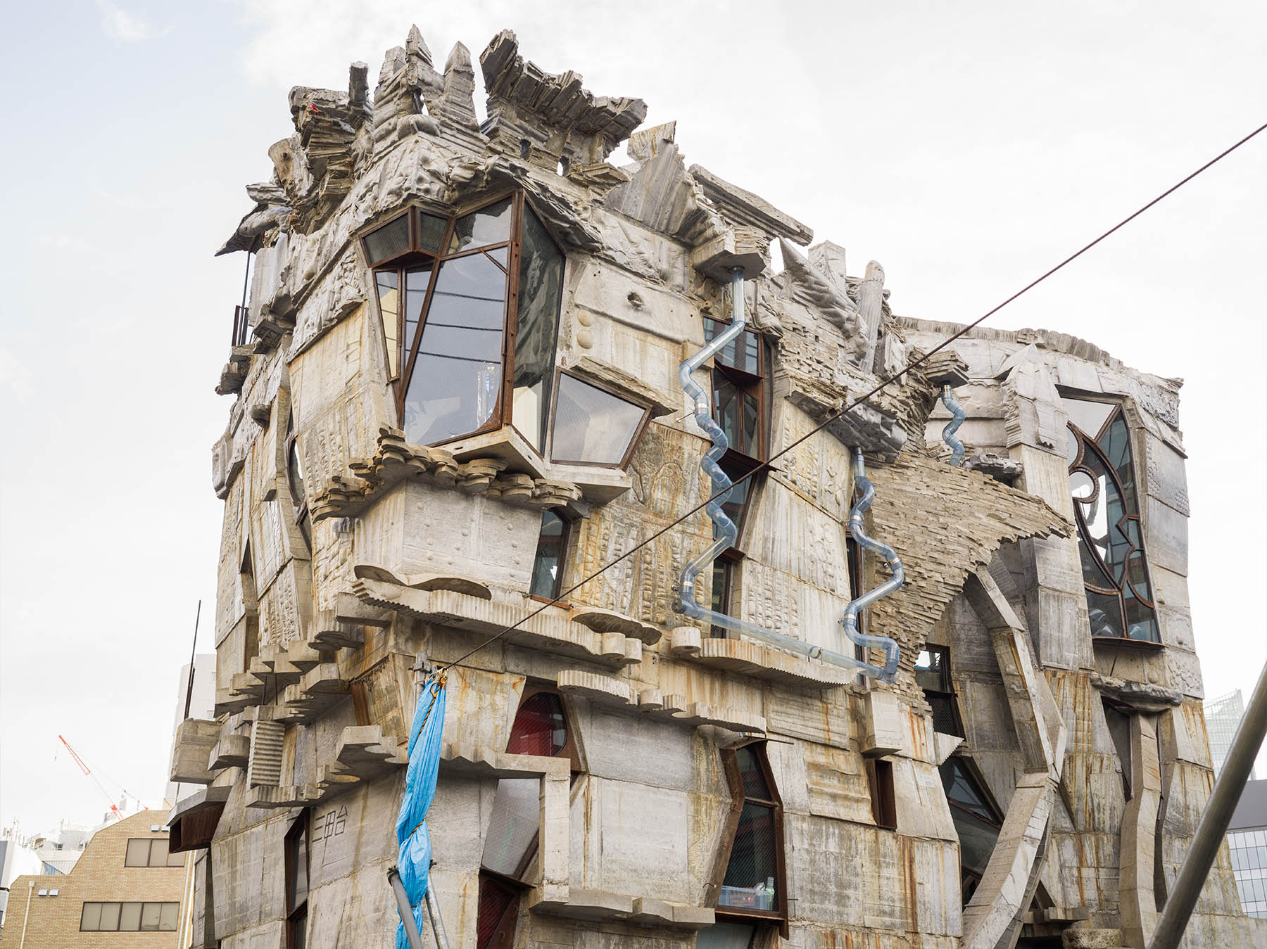 arimasuton building tokyo keisuke oka © finbarr fallon 02