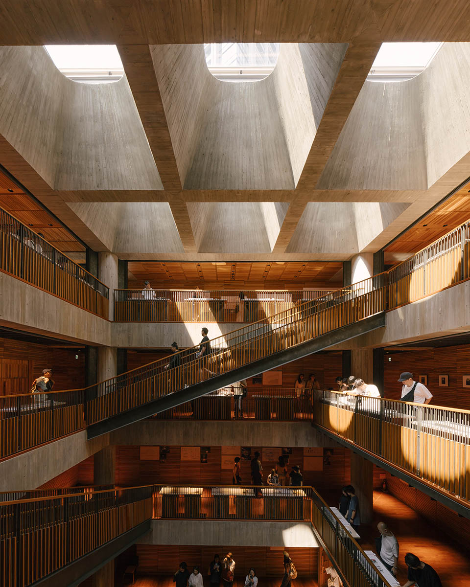 Kioi Seido, designed by architect Hiroshi Naito in Tokyo, Japan. The 'building with no purpose'