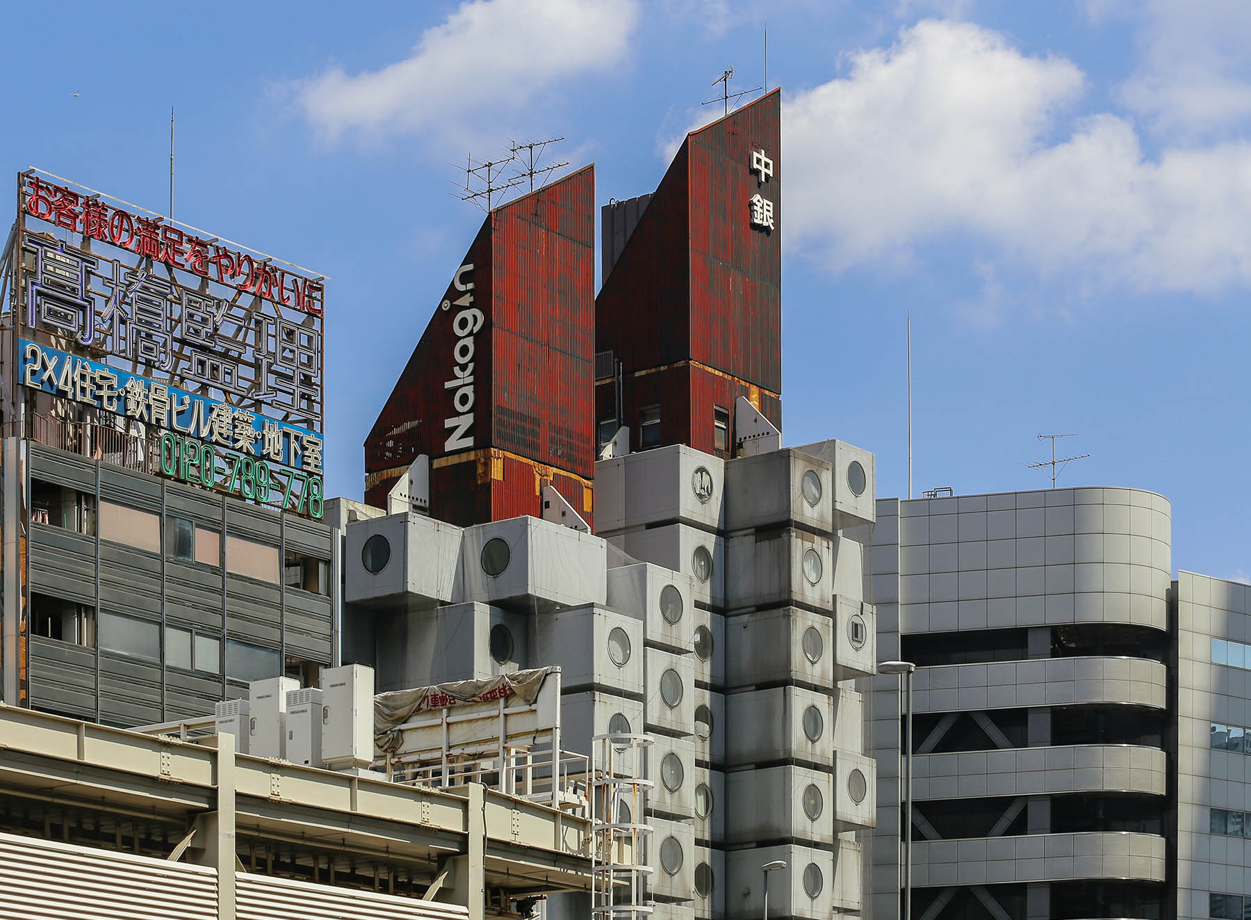 nakagin capsule tower kisho kurokawa © finbarr fallon 08