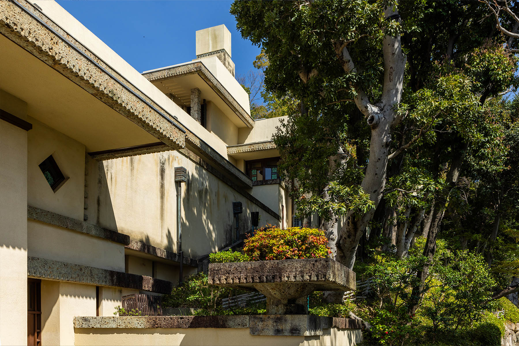 yodokō guest house frank lloyd wright ashiya, japan © finbarr fallon 03
