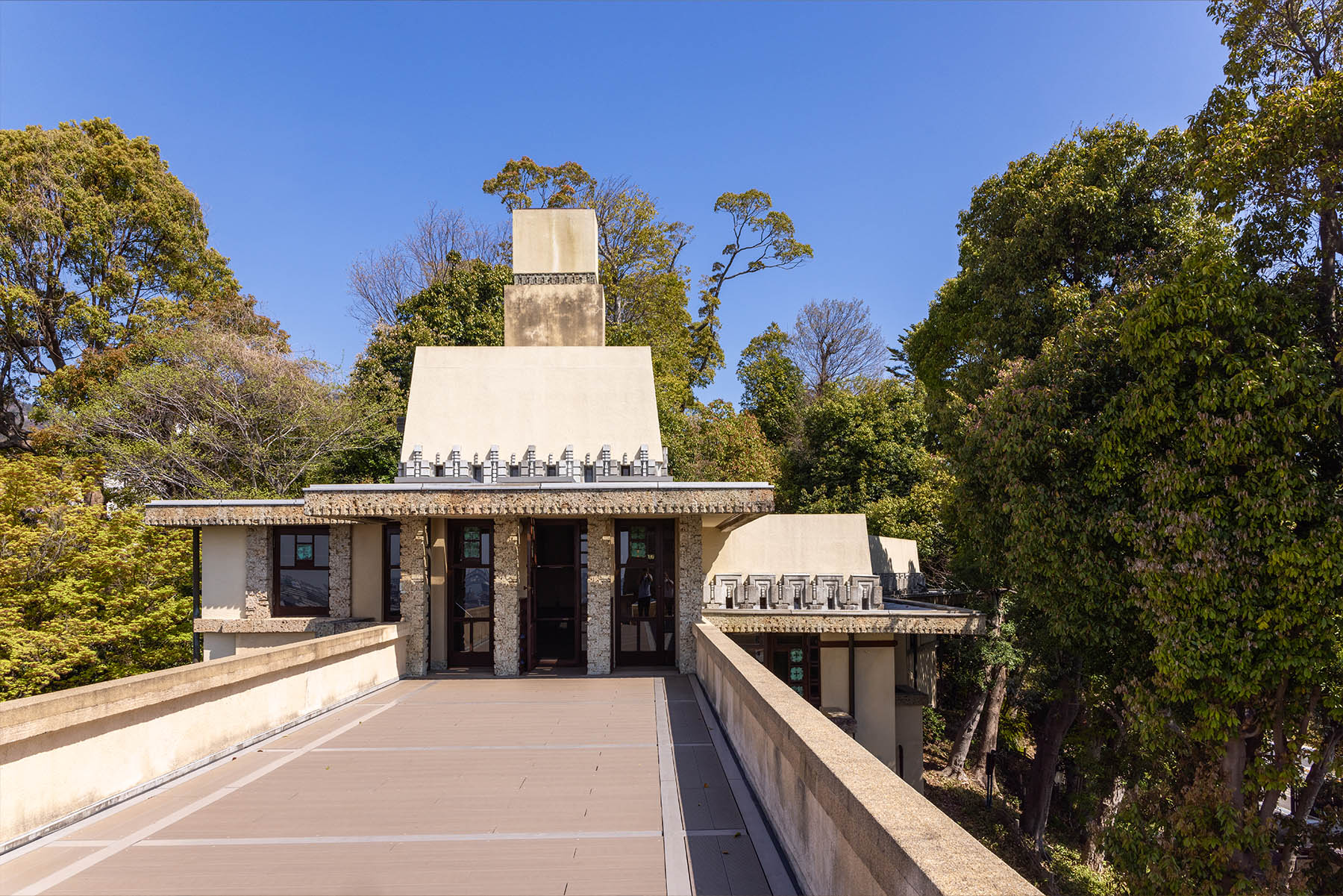 yodokō guest house frank lloyd wright ashiya, japan © finbarr fallon 07